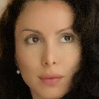 Abigail Abton Meztelen