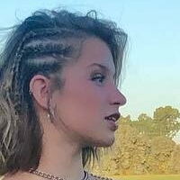 Abigail Maison Meztelen
