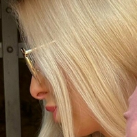 Adel Schmitz Meztelen