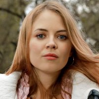 Alexandra Dahlström Meztelen