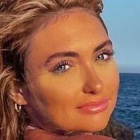 alexiswyborny Meztelen