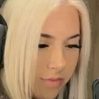 Alexreuter_ Meztelen