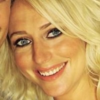 Ali Bastian Meztelen