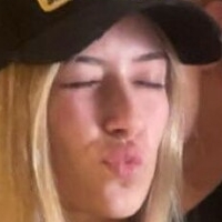 Amelie Dilla Meztelen