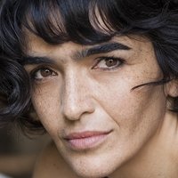 Ana Kavalis Meztelen
