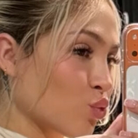 Andrea Celina Meztelen