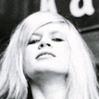 Andrea Feldman Meztelen