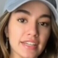 Andrea Gutiérrez Romo Meztelen