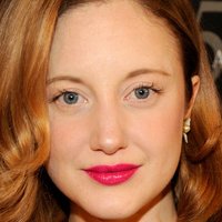 Andrea Riseborough Meztelen