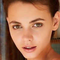 Angel Set Free Meztelen