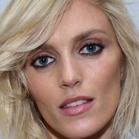 Anja Rubik Meztelen