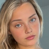 Anna Baileys Meztelen