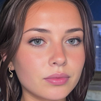 Anna Bby Meztelen
