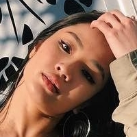 Anna Sawai Meztelen