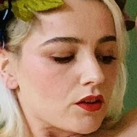 Annabel Lee Meztelen