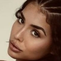 Anne castelo Meztelen