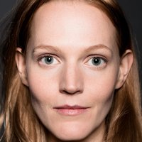 Annette Lober Meztelen