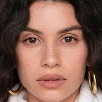 Arielle Chernov Keren Meztelen