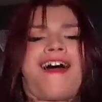 Arya Santana Meztelen