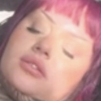 Ash Wilson Meztelen
