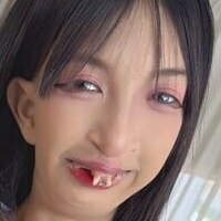 Asian Petal Meztelen