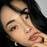 asianina Meztelen