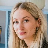 Astrid Andersen Meztelen