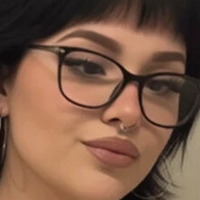 Aurora Dovely Meztelen