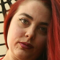 ayaqueenil Meztelen