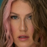 Becky Remce Meztelen