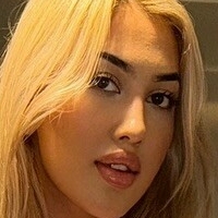 Bella Murphy Meztelen