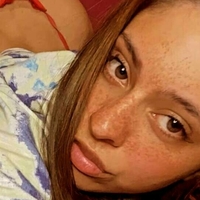 bellahotmam Meztelen