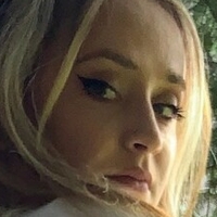 besswhit24 Meztelen