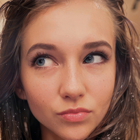 Brooke Spence Meztelen