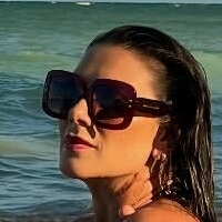 Brunna Colossi Meztelen