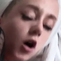 Cail Brodnevski Meztelen