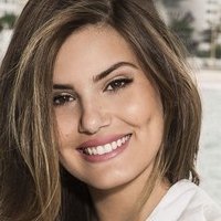 Camila Queiroz Meztelen