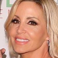Camille Grammer Meztelen