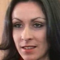 Carmen du Sautoy Meztelen
