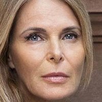 Catherine Oxenberg Meztelen