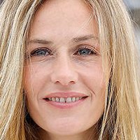 Cécile De France Meztelen