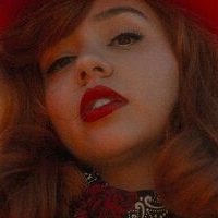Cherry Gwendolyn Meztelen