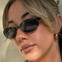 Chloe Tharle Meztelen