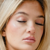 Claudia Conway Meztelen