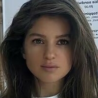 Cloudy Noir Meztelen