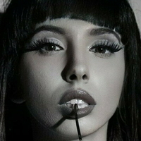 Cristina Maria Meztelen