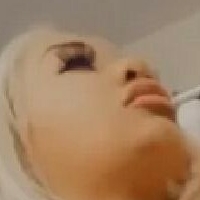 Curvyredbone Meztelen