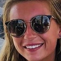 Dani Dyer Meztelen