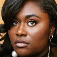 Danielle Brooks Meztelen