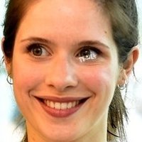 Daphne Patakia Meztelen